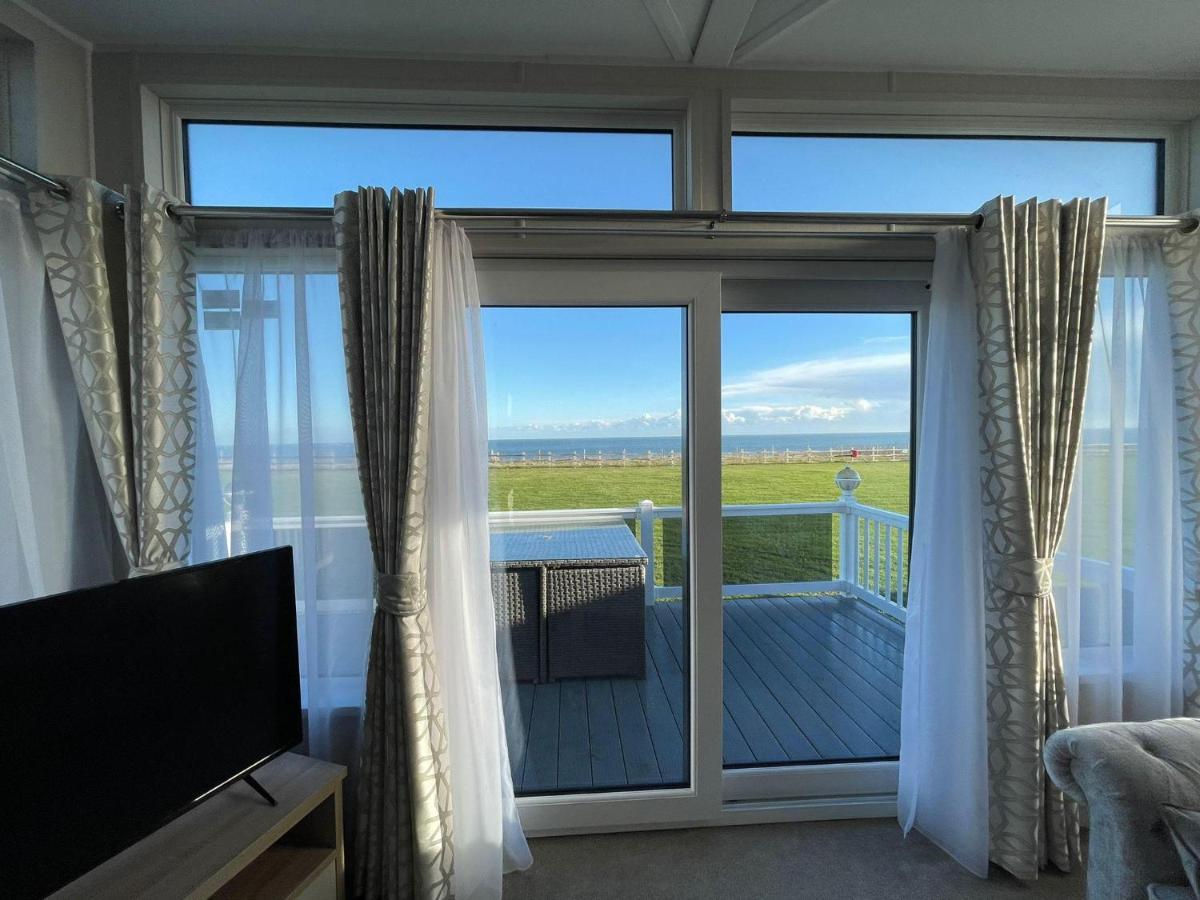 Beautiful Lodge With Full Sea Views At Broadland Sands In Suffolk Ref 20235Bs Hopton on Sea Экстерьер фото
